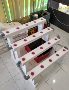 set hidroponik 4 tingkat